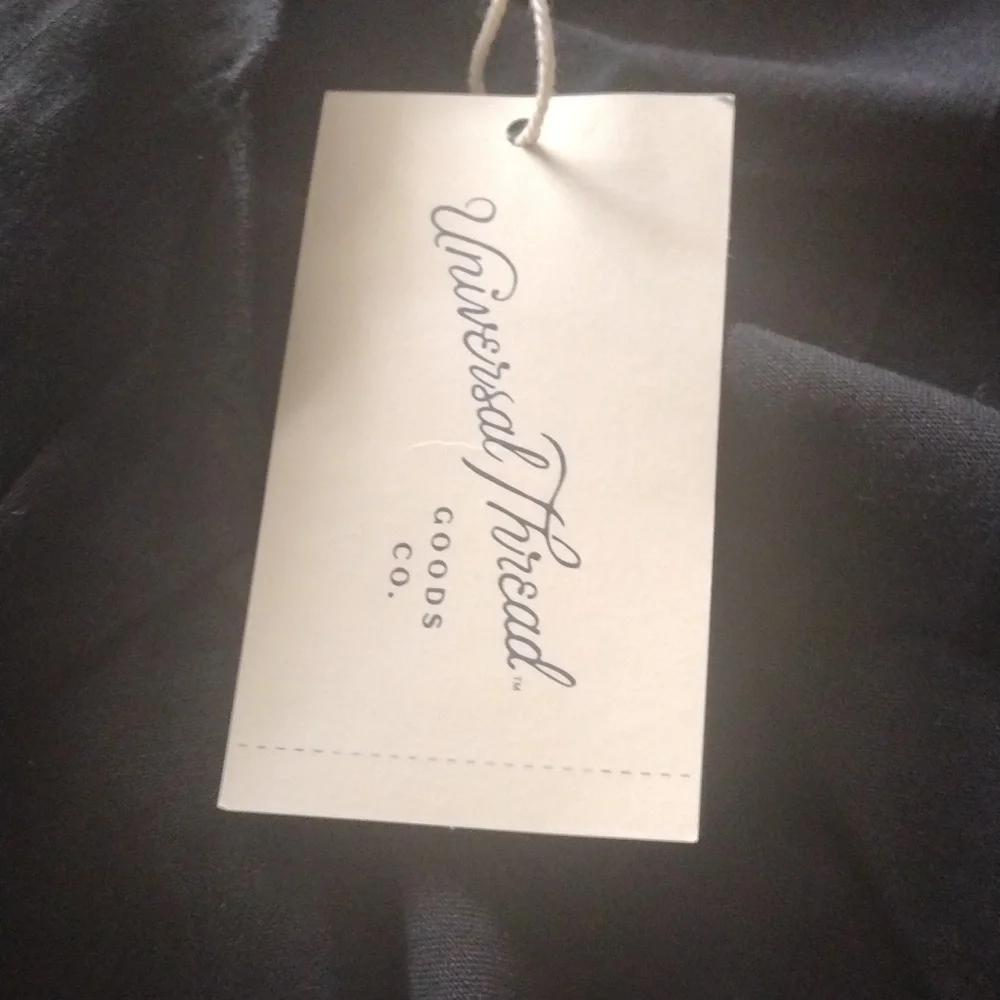 Universal Thread Black Vest size 2X - Picture 7 of 7